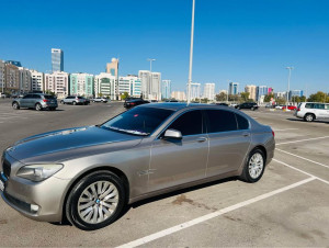 2012 BMW 7-Series in dubai