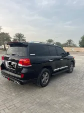 2015 Toyota Land Cruiser