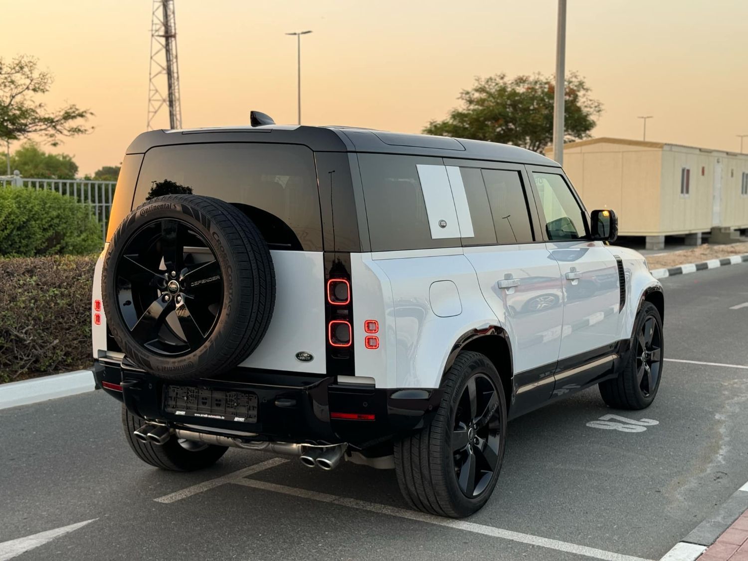 2023 Land Rover Defender