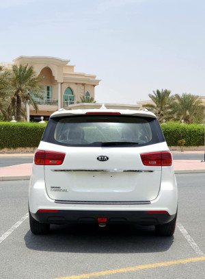 2017 Kia Carnival