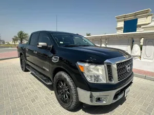 2017 Nissan Titan in dubai