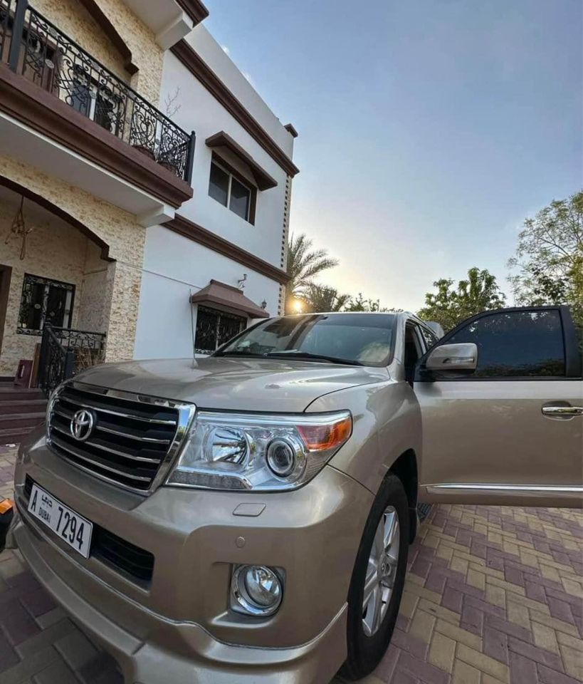 2015 Toyota Land Cruiser in dubai