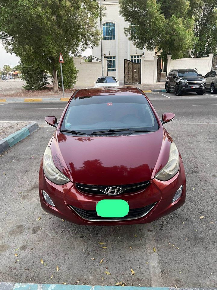 2014 Hyundai Elentra in dubai