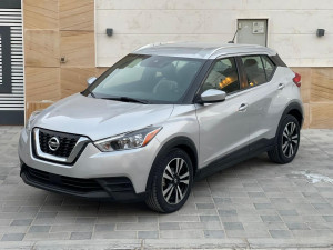 2020 Nissan KICKS