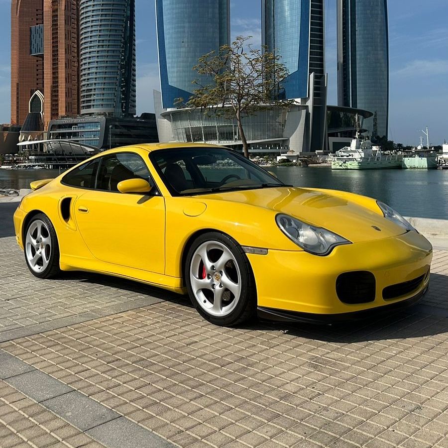 2003 Porsche 911 Carrera in dubai