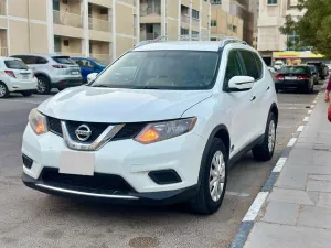 2016 Nissan Rogue in dubai