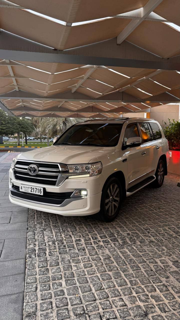 2019 Toyota Land Cruiser in dubai