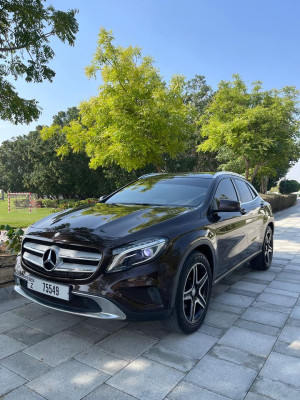 2016 Mercedes-Benz GLA