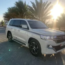 2011 Toyota Land Cruiser in dubai