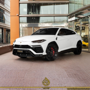 2022 LAMBORGHINI URUS