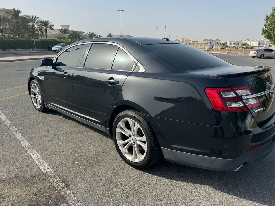 2013 Ford Taurus