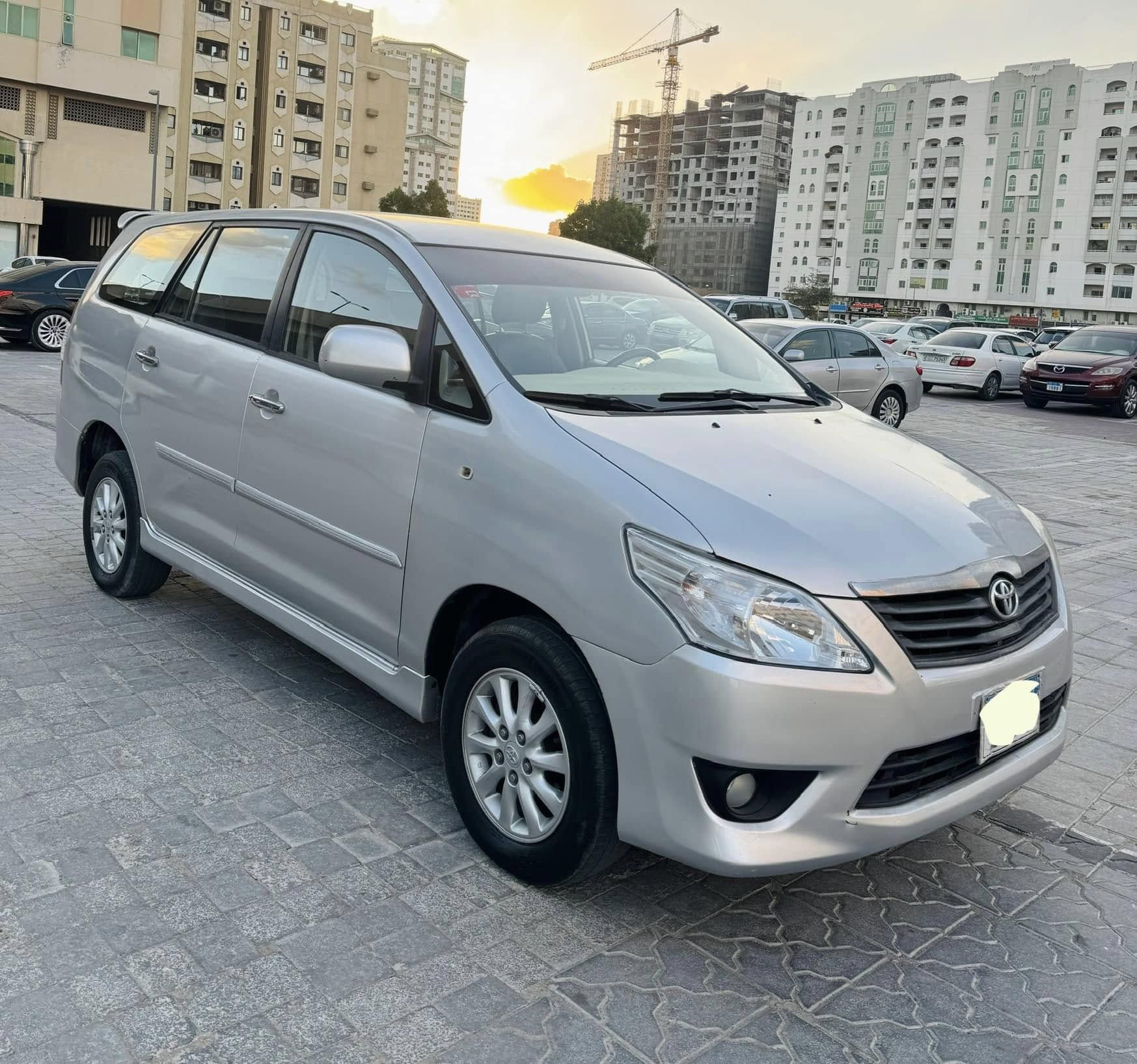 2013 Toyota Innova in dubai