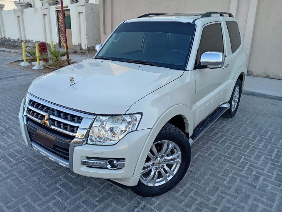 2018 Mitsubishi Pajero