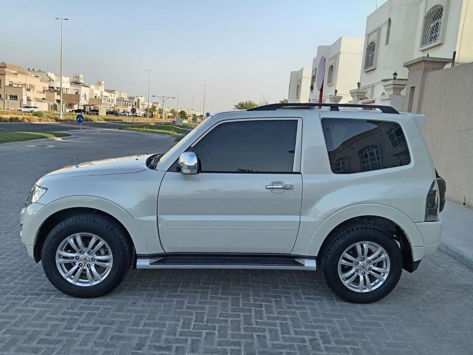 2018 Mitsubishi Pajero