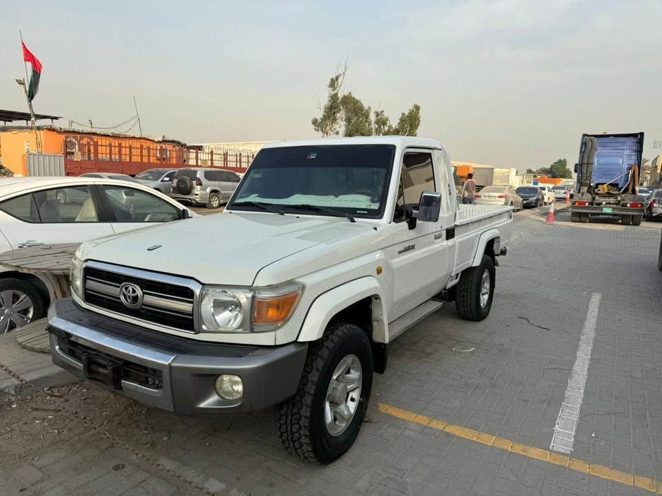 2010 Toyota Land Cruiser Pickup in dubai