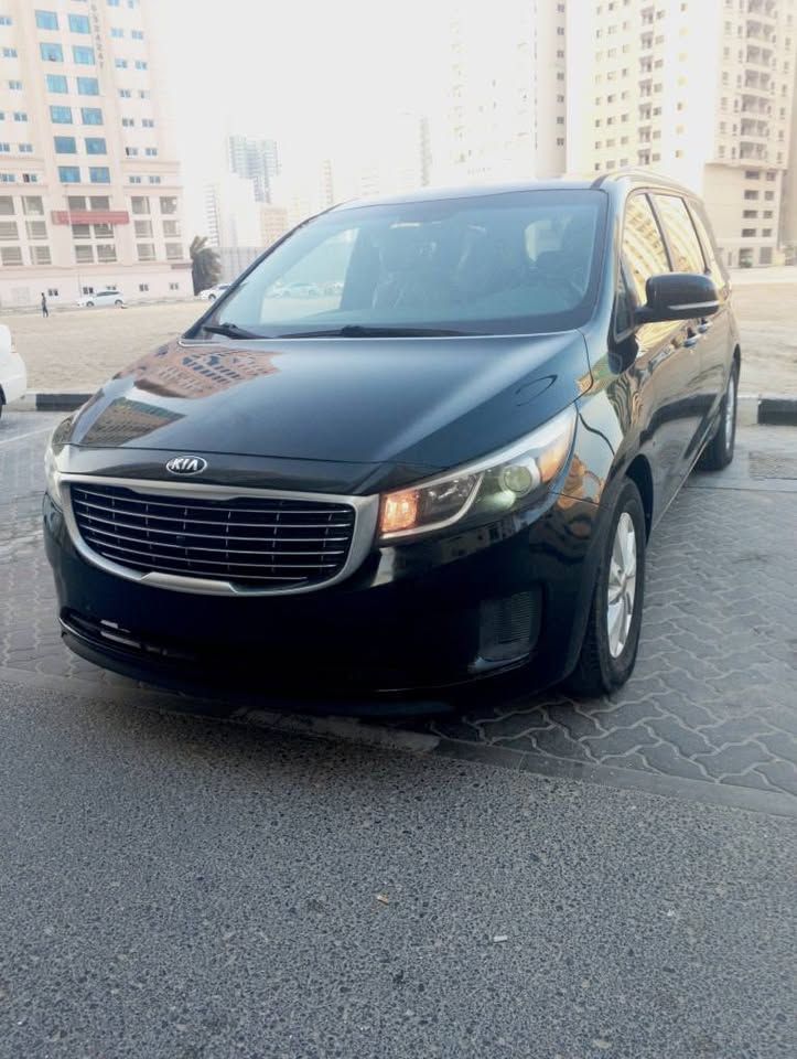 2017 Kia Sedona in dubai