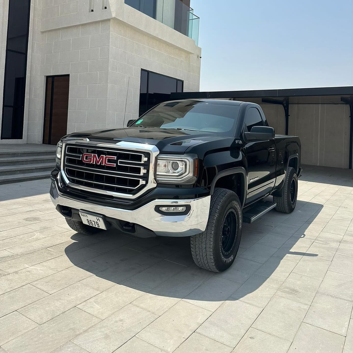 2017 GMC Sierra in dubai