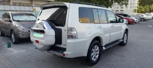 2010 Mitsubishi Pajero