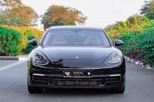 2018 Porsche Panamera