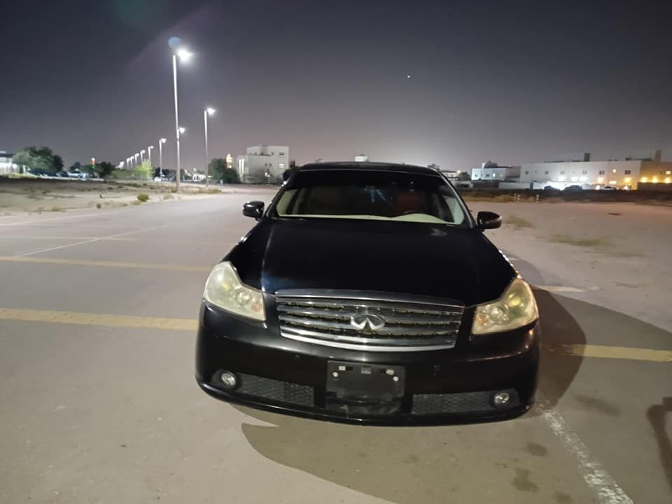 2007 Infiniti M37 in dubai