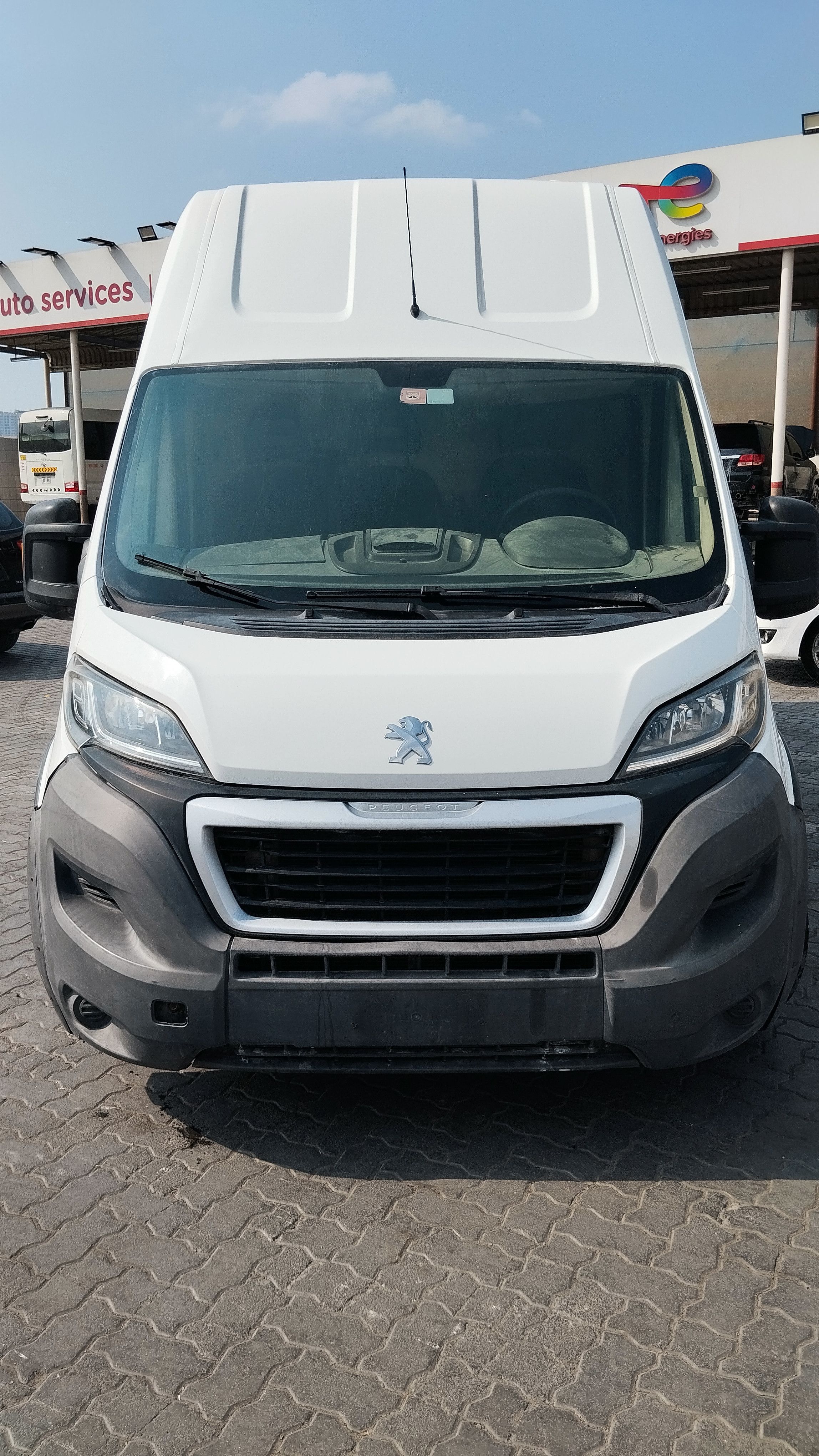 2022 Peugeot Boxer in dubai