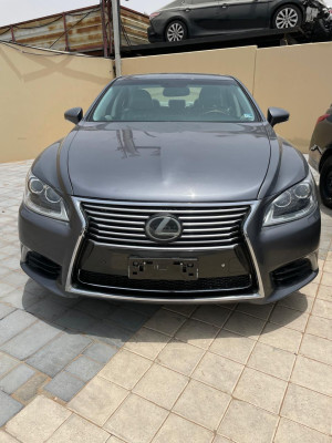 2016 Lexus LS 460