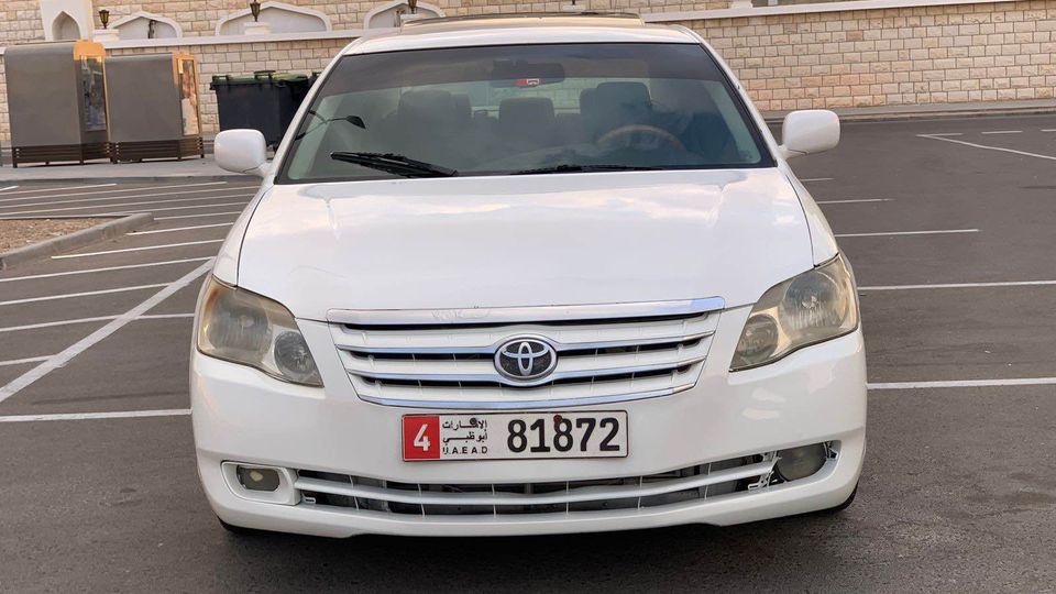 2007 Toyota Avalon in dubai