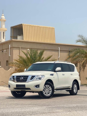 Nissan patrol SE 2014 Gcc full automatic