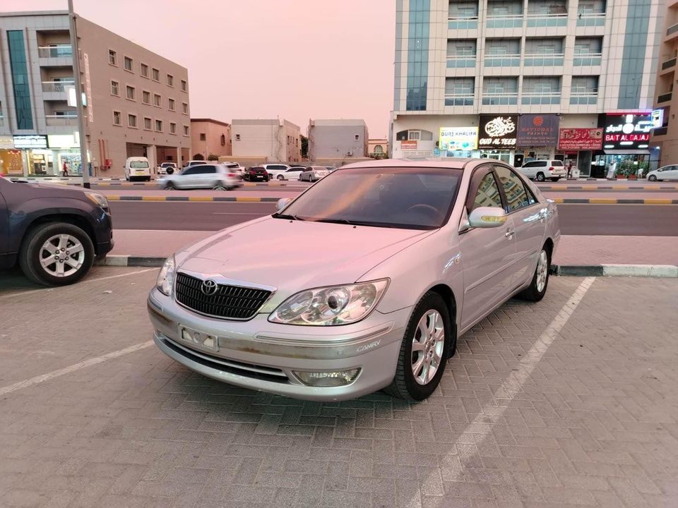 2015 Toyota Camry in dubai