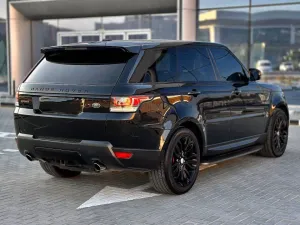 2015 Land Rover Range Rover Sport in dubai