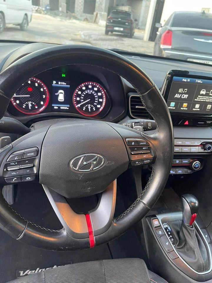 2019 Hyundai Veloster