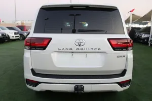 2023 Toyota Land Cruiser