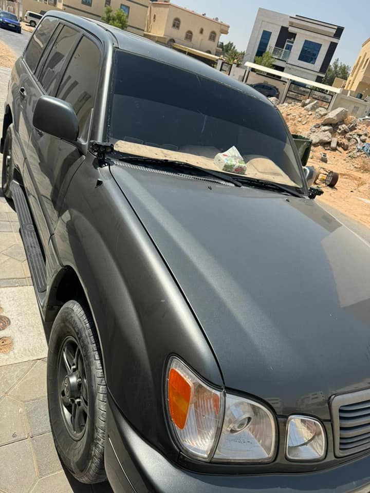 2001 Lexus LX 470 in dubai