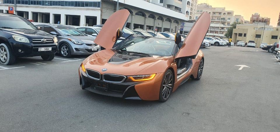 2018 BMW i8 in dubai