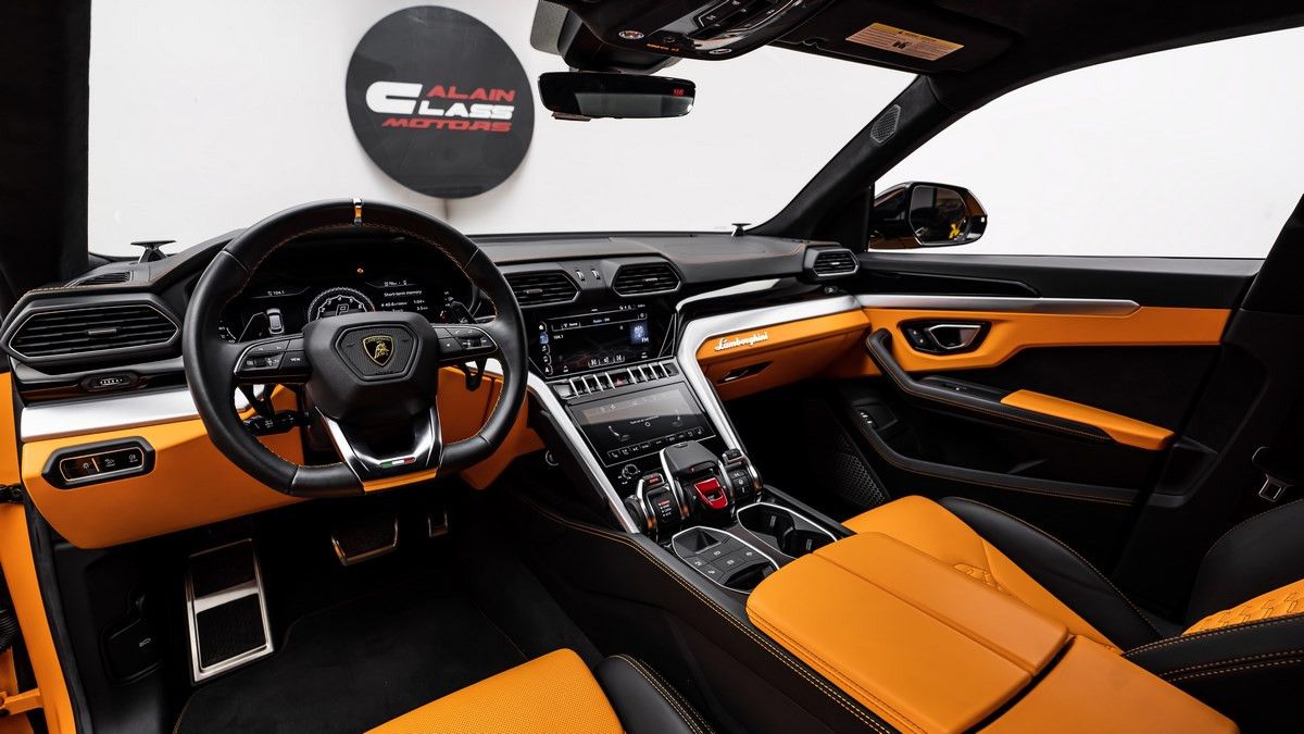 2021 Lamborghini URUS