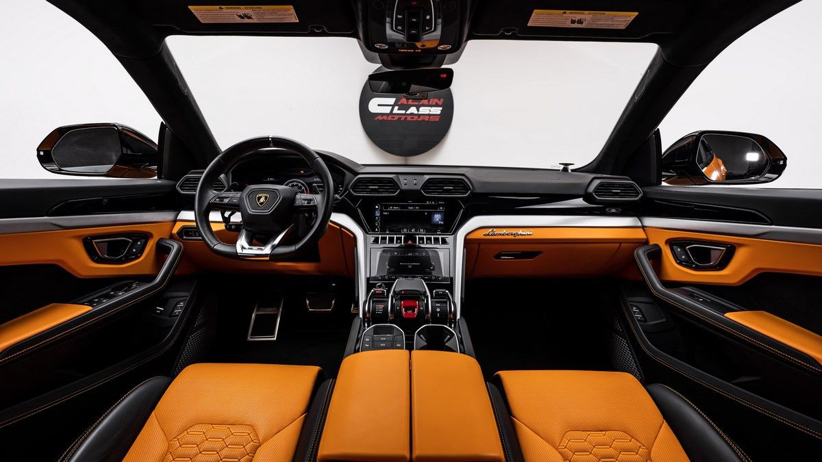 2021 Lamborghini URUS