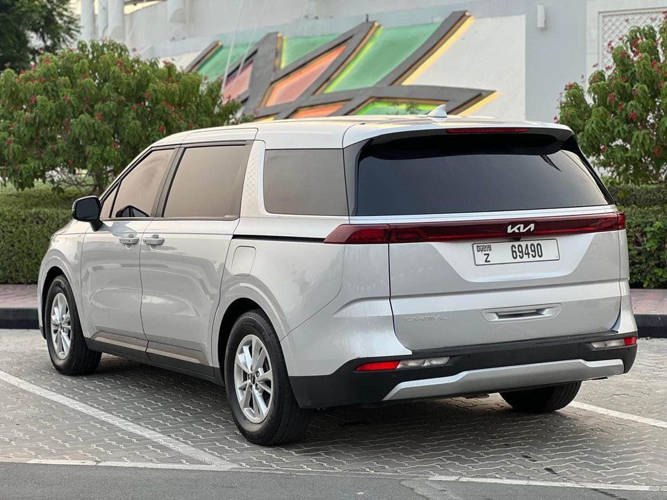 2023 Kia Carnival