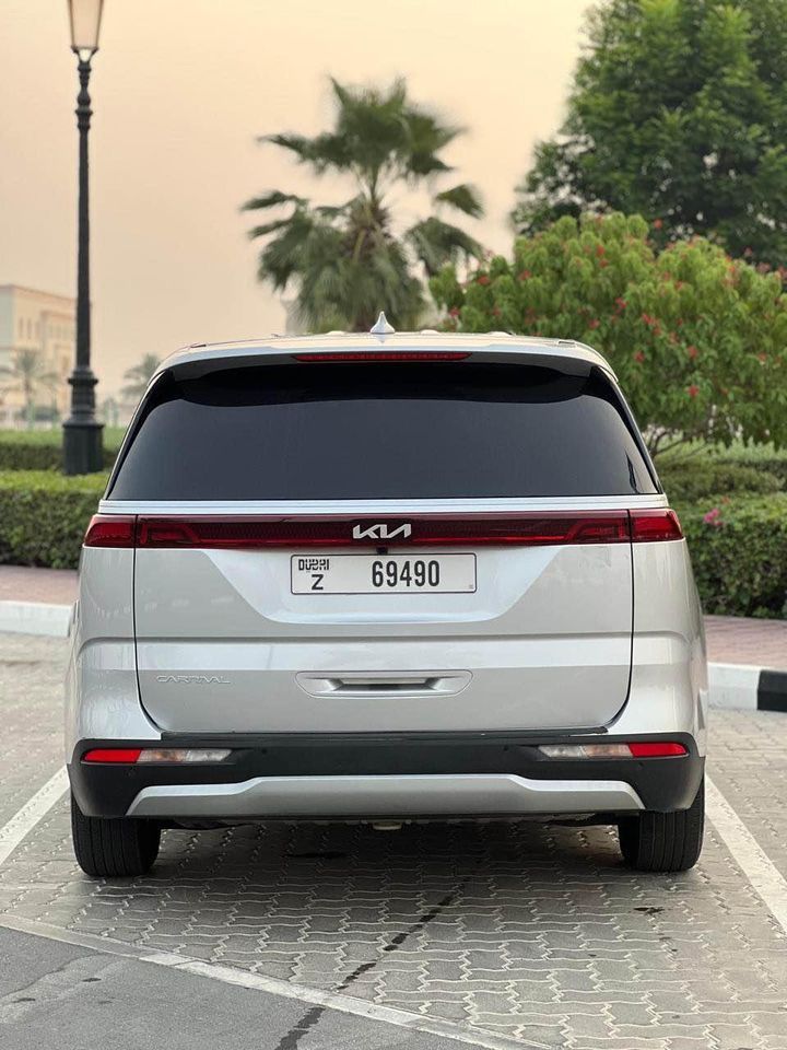 2023 Kia Carnival