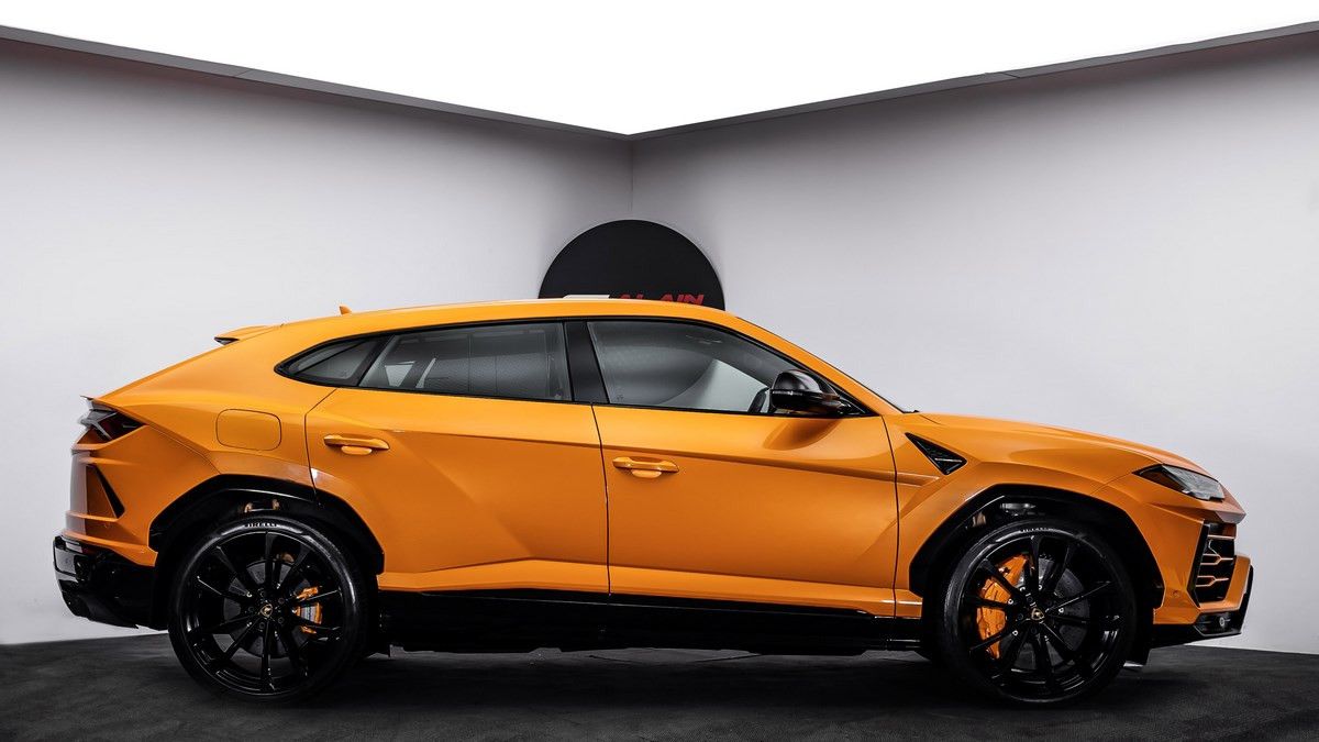 2021 Lamborghini URUS