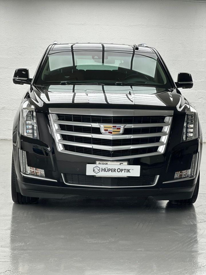 2016 Cadillac Escalade in dubai