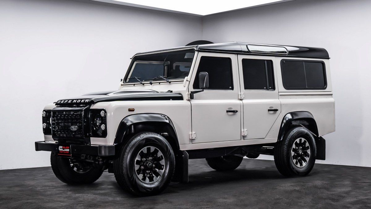 2010 Land Rover Defender in dubai