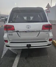 2019 Toyota Land Cruiser