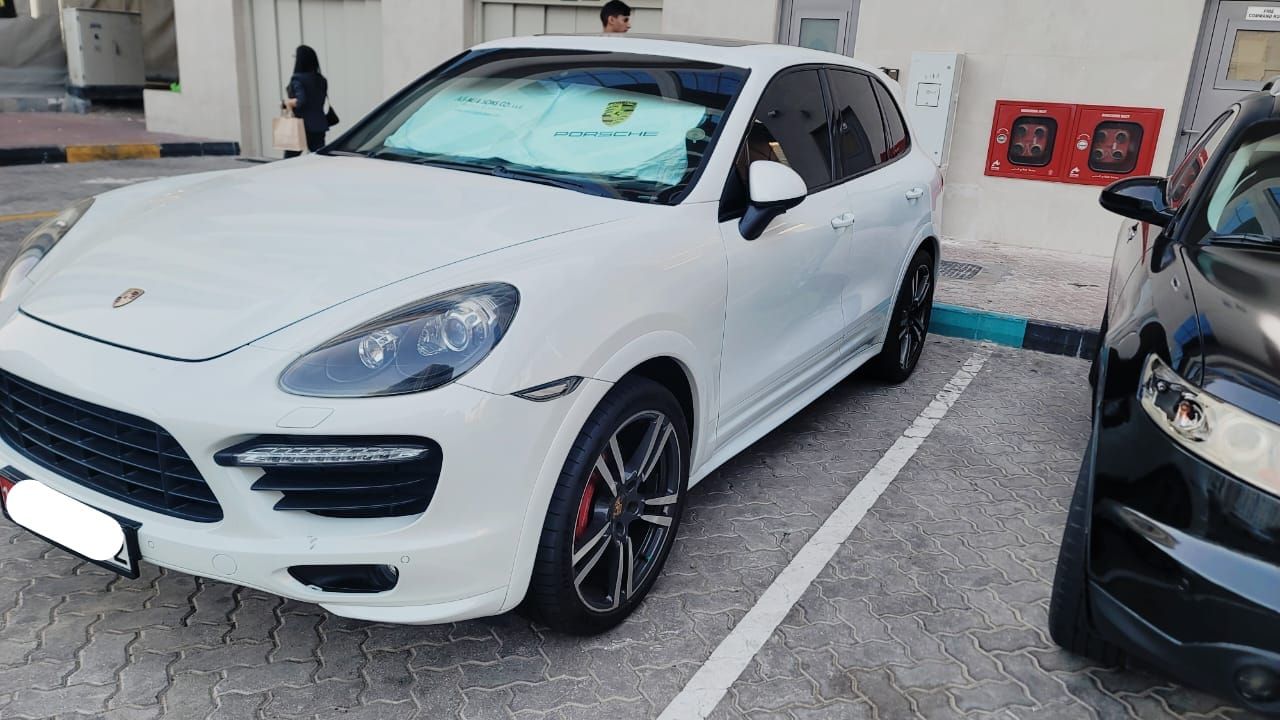 2013 Porsche Cayenne in dubai