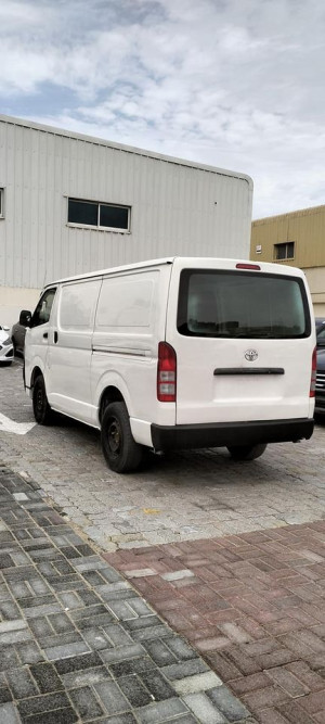 2010 Toyota Hiace