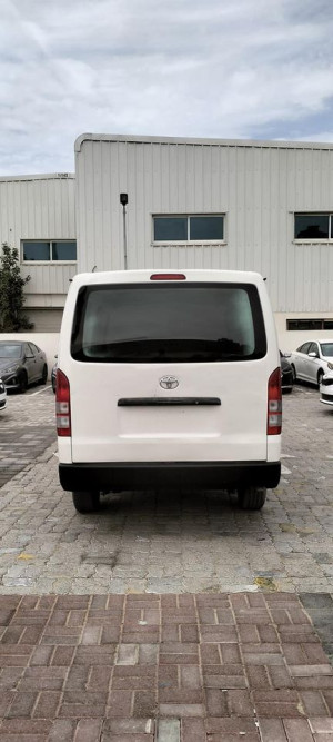 2010 Toyota Hiace