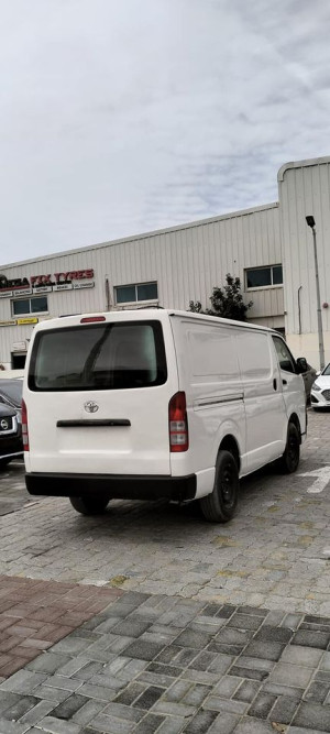 2010 Toyota Hiace