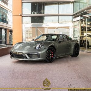 2021 Porsche 911 Carrera in dubai