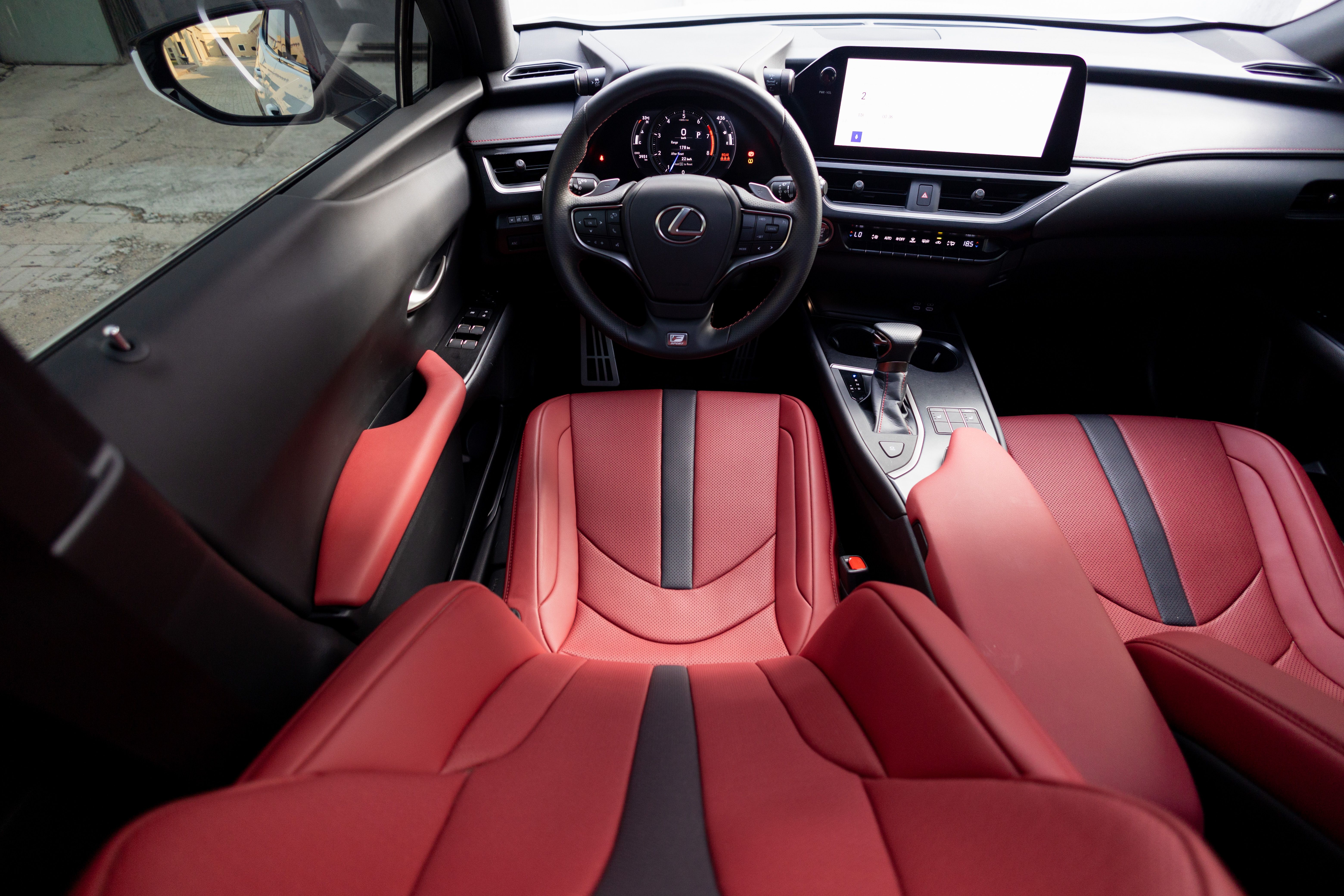 2023 Lexus UX