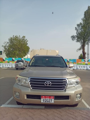 2015 Toyota Land Cruiser in dubai