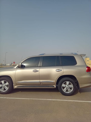 2015 Toyota Land Cruiser